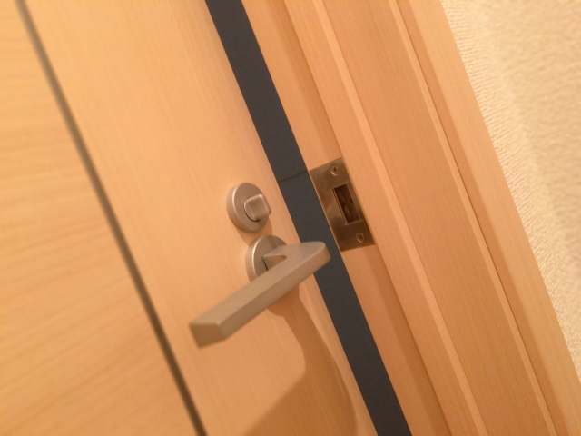 室内ドアの建付け